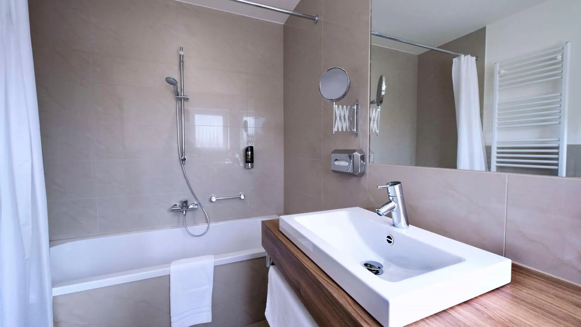 Best Western Hotel Brunnenhof Weibersbrunn